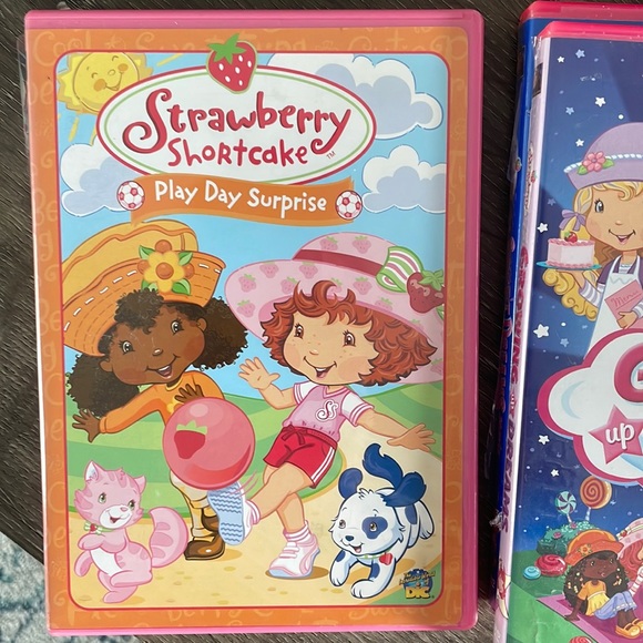 Strawberry shortcake, DVD bundles   ,, DVD ‼️FREE if you add to… - Picture 3 of 8
